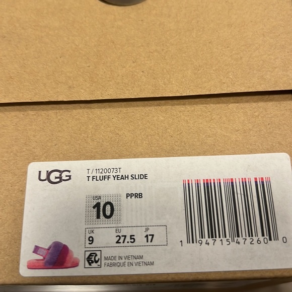 🔥🔥UGG Fluff Yeah Slide - Picture 15 of 17